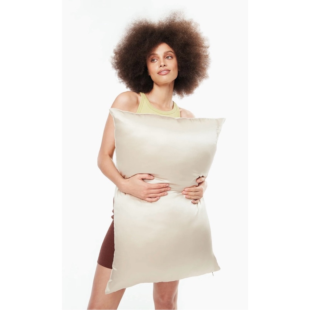 NEW! FLIPKIP Pillowcase - Picture 5 of 5